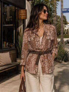 Kerry Brooke NEW Neutral Semi Sheer Safari Jean Style Crop Jacket Belt Burnout L